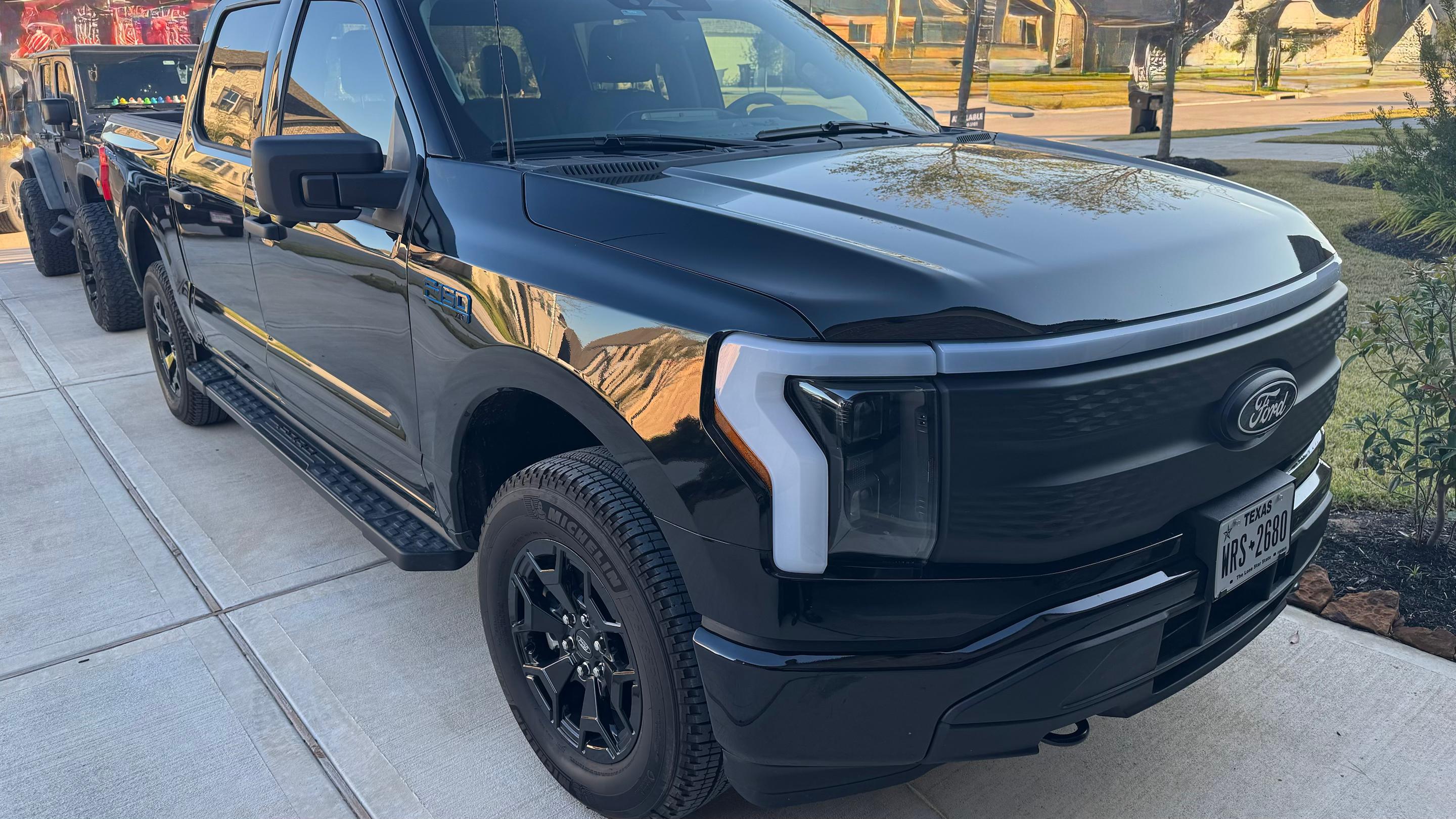Ford F-150 Lightning 2025 in 