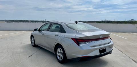Hyundai Elantra 2021