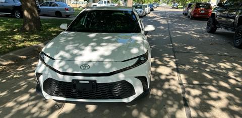 Toyota Camry Hybrid 2025
