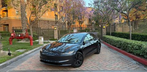 Tesla Model 3 2025