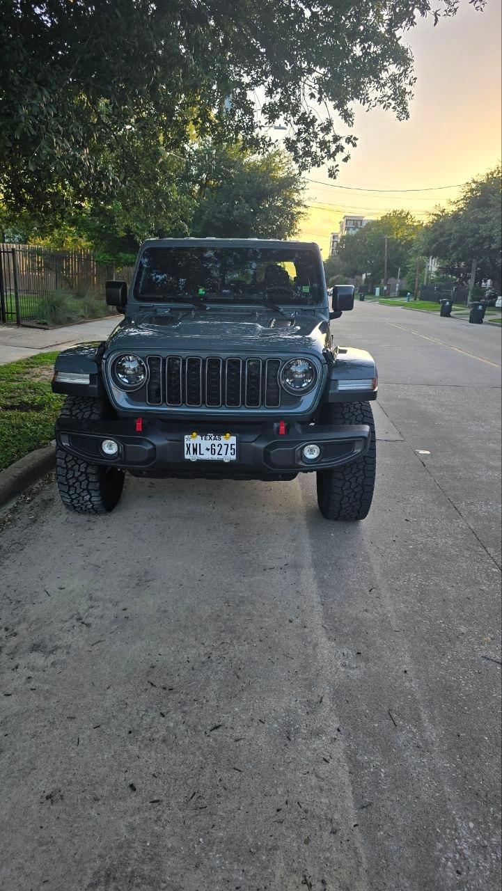 Jeep Gladiator 2025 in Houston, TX