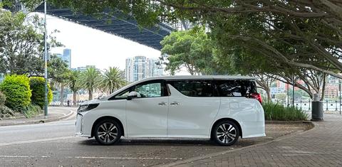 Toyota Alphard 2021