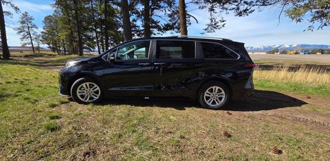 Toyota Sienna 2025