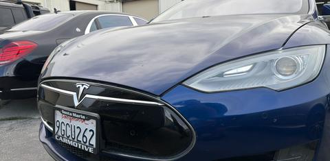 Tesla Model S 2016