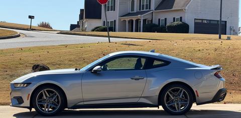 Ford Mustang 2024