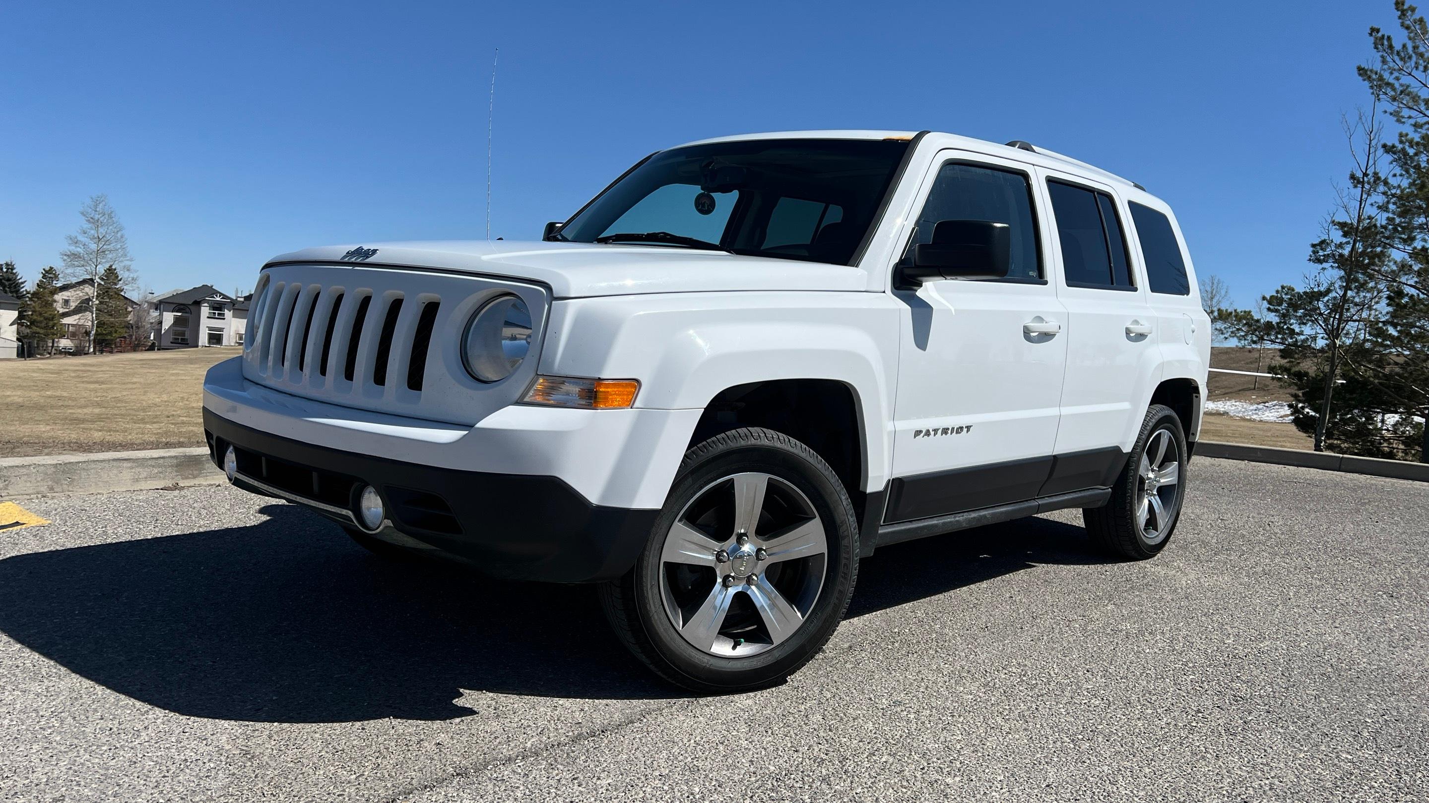 Jeep Patriot 2016 in Calgary, AB