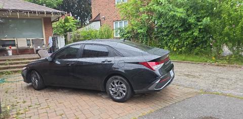 Hyundai Elantra 2024