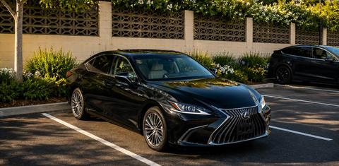 Lexus ES 2022