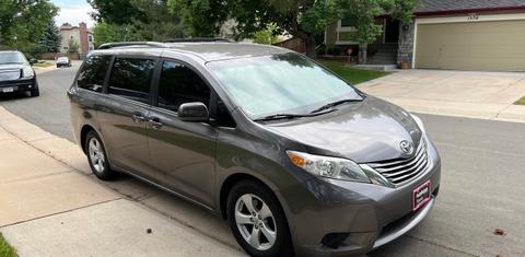 Toyota Sienna 2016