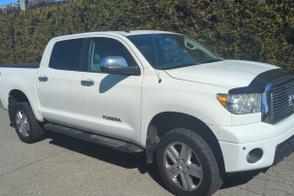 Toyota Tundra car