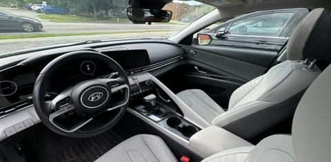 Hyundai Elantra 2023