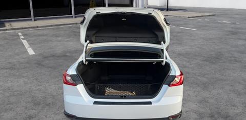 Toyota Camry Hybrid 2025
