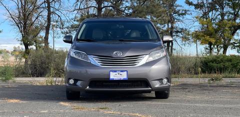 Toyota Sienna 2016