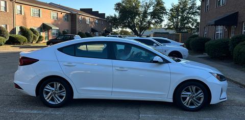 Hyundai Elantra 2020