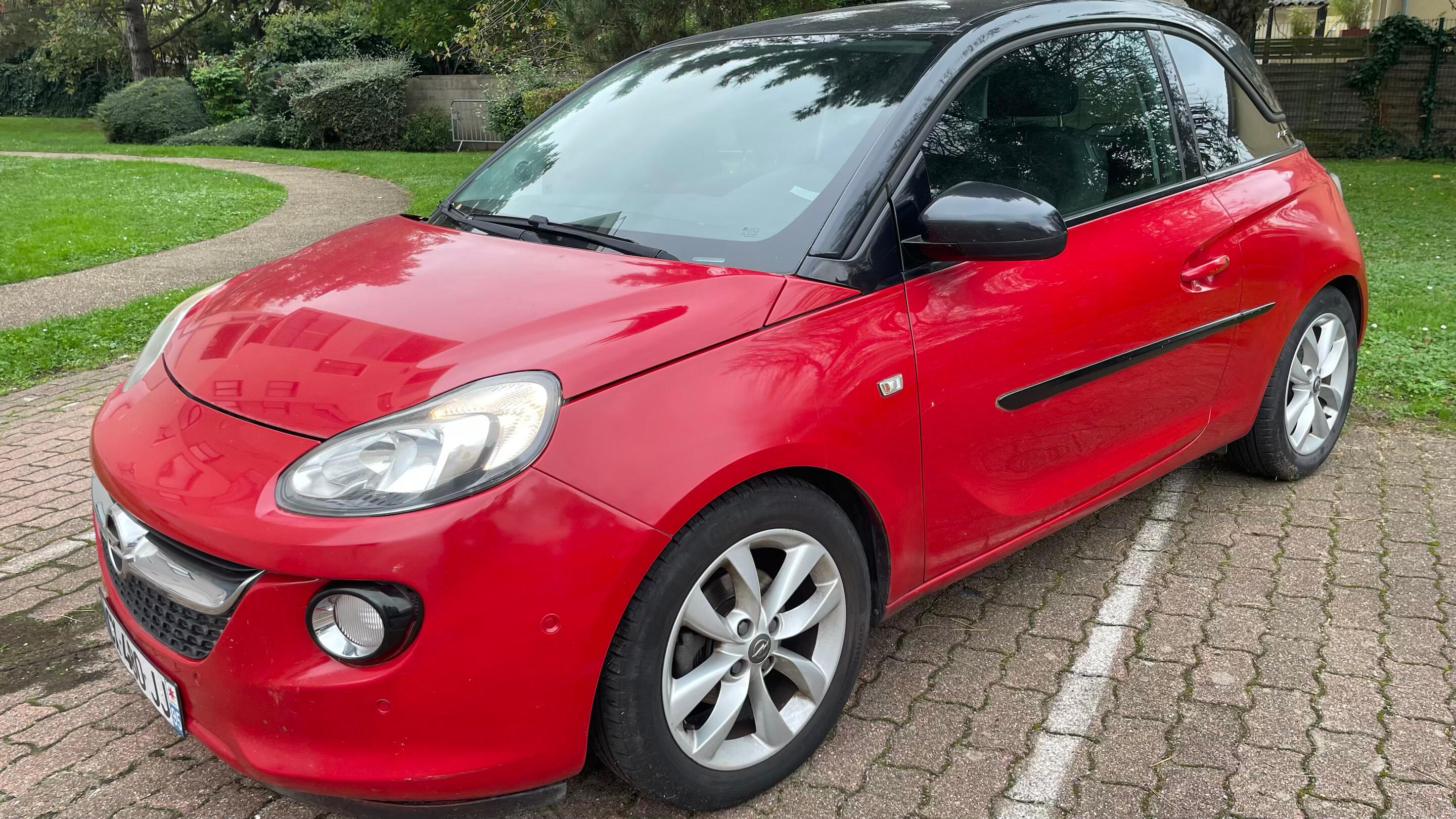 Opel ADAM 2013 à Deuil-la-Barre