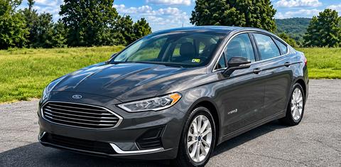 Ford Fusion Hybrid 2019