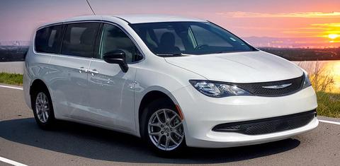 Chrysler Voyager 2023