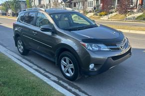 Toyota RAV4 2014 in Calgary