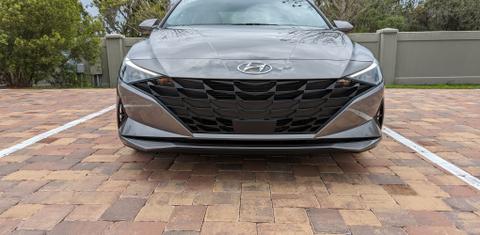 Hyundai Elantra 2022