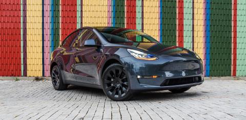 Tesla Model Y 2021