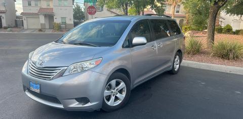 Toyota Sienna 2015