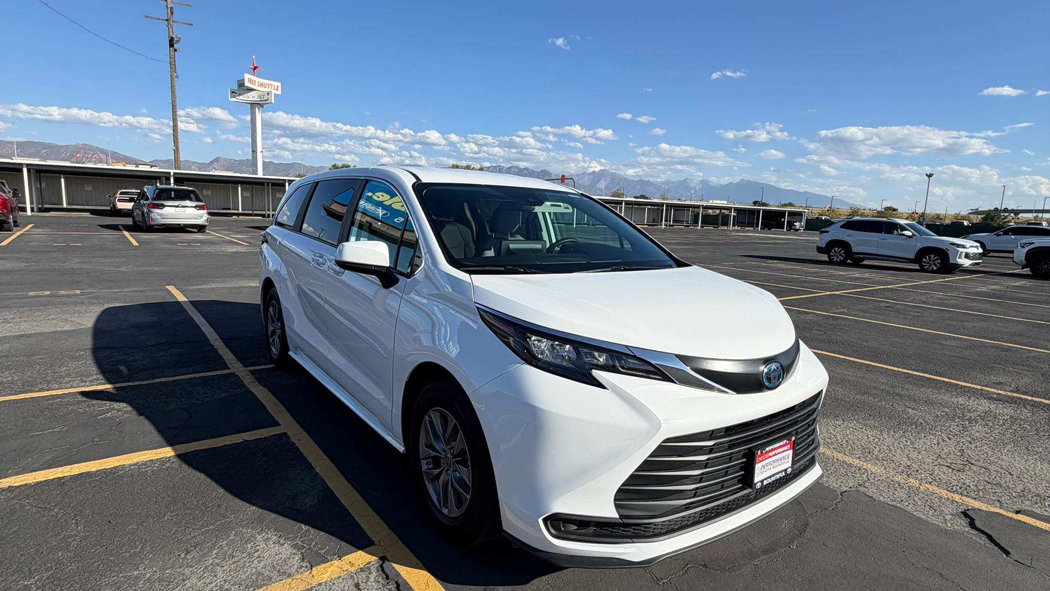 Toyota Sienna 2024 in Salt Lake City, UT