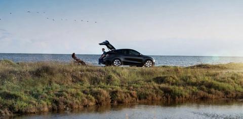 Tesla Model Y 2021