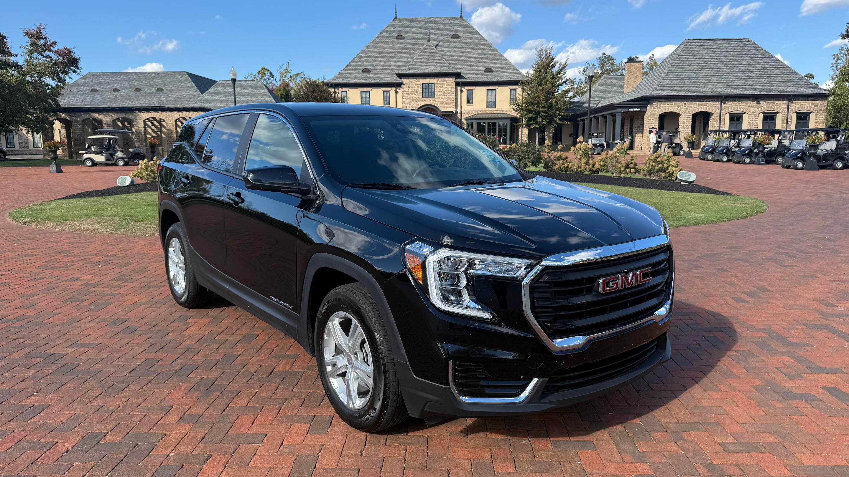 GMC Terrain 2024 in Columbus, OH