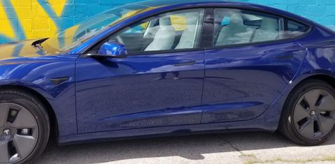 Tesla Model 3 2022