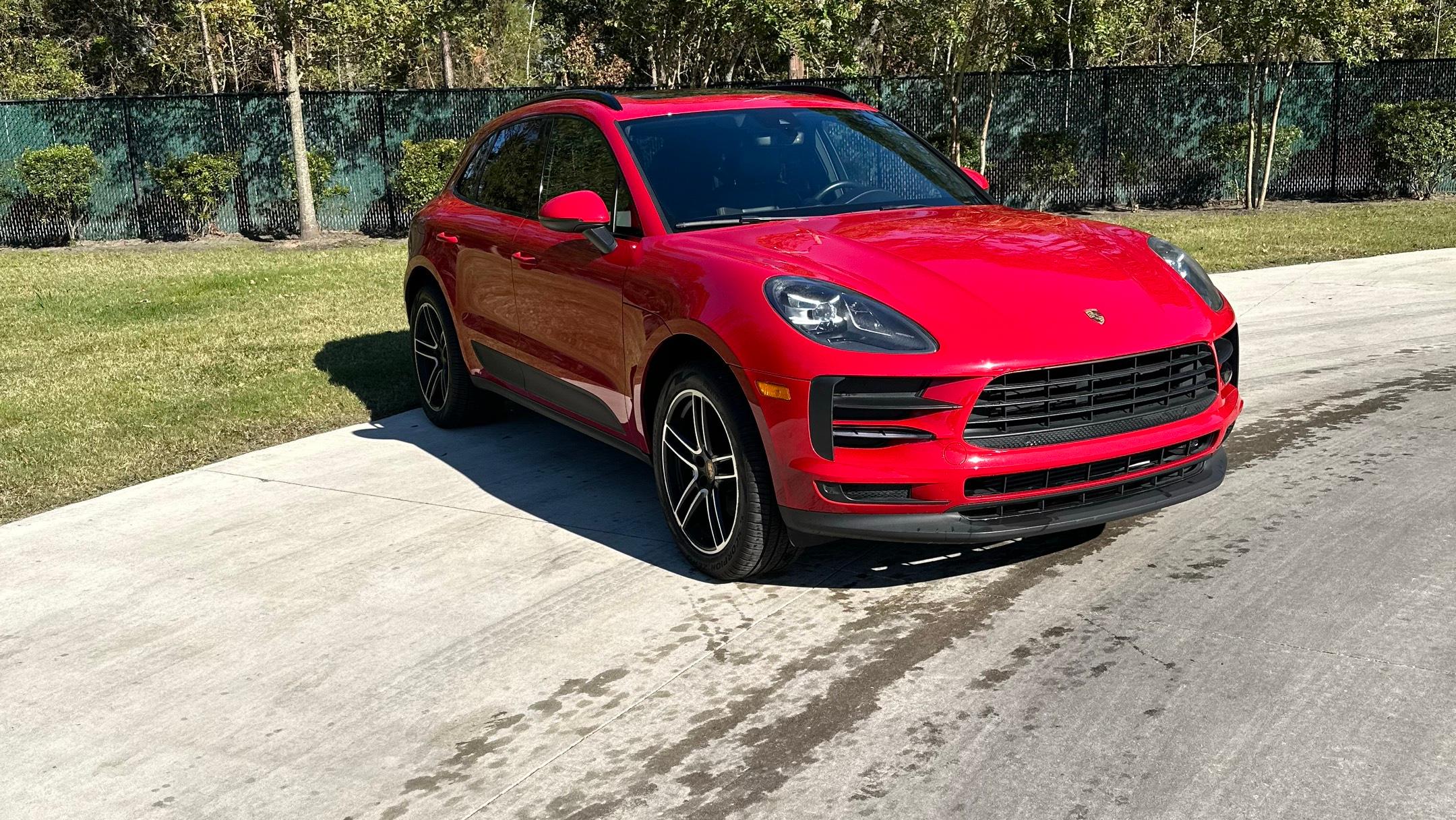 Porsche Macan 2020 in Groton, CT