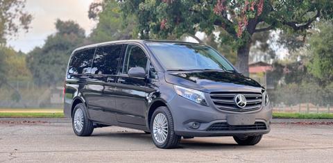 Mercedes-Benz Metris 2023