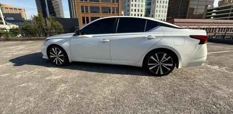 Nissan Altima 2021
