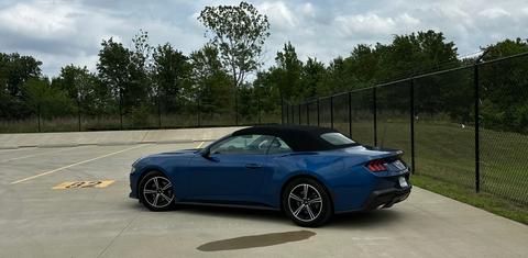 Ford Mustang 2024