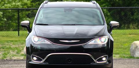 Chrysler Pacifica 2017