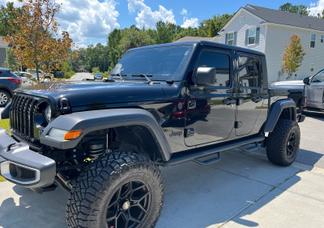 Jeep Gladiator car