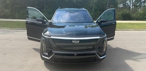 Cadillac VISTIQ 2026