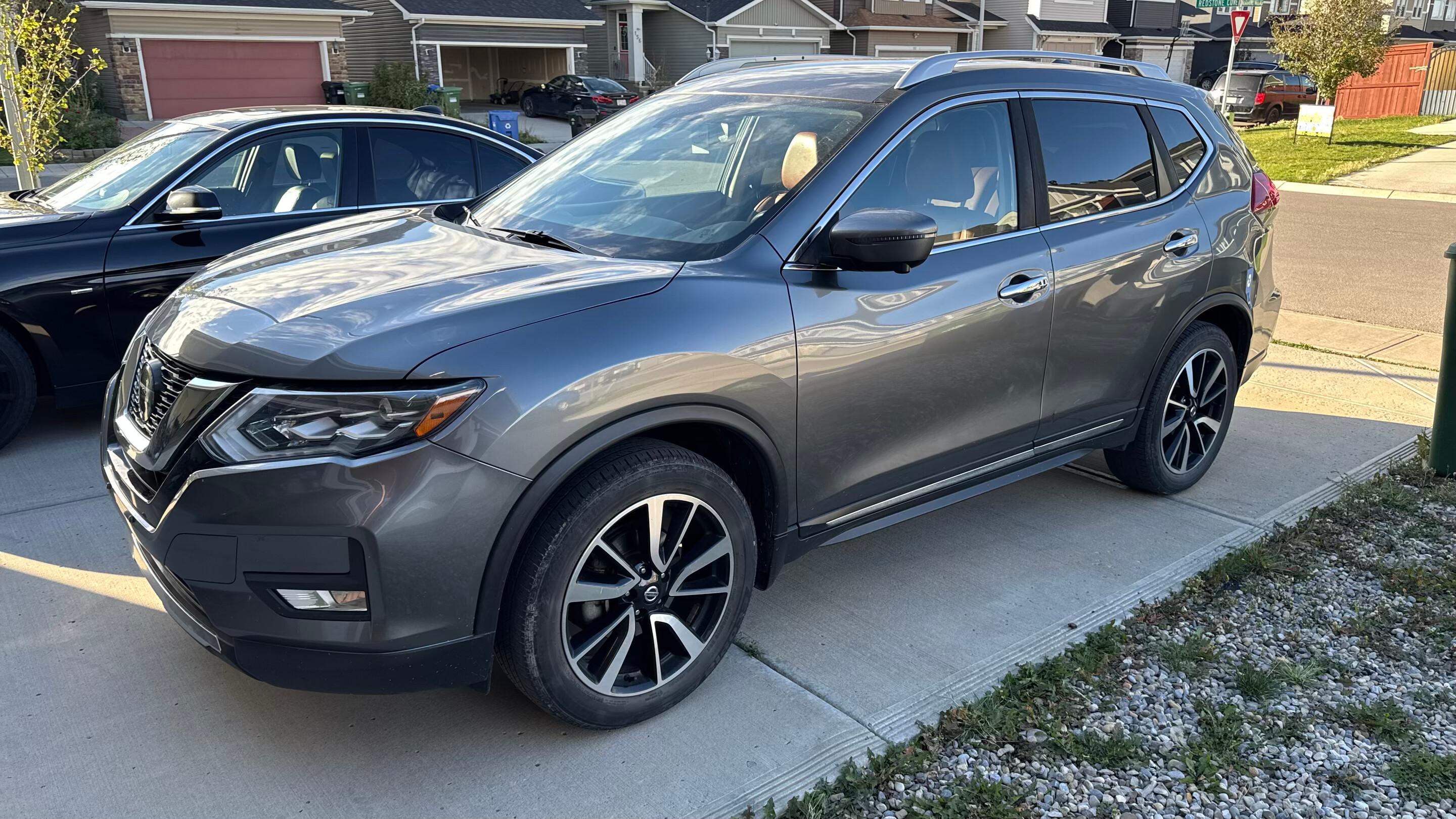 Nissan Rogue 2018 in Calgary, AB