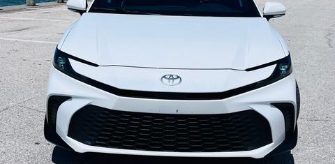 Toyota Camry Hybrid 2025