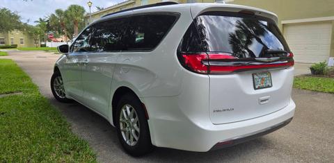Chrysler Pacifica 2022