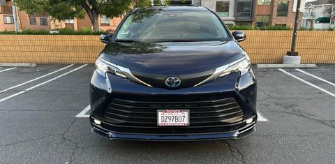 Toyota Sienna 2025