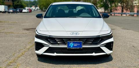 Hyundai Elantra 2025