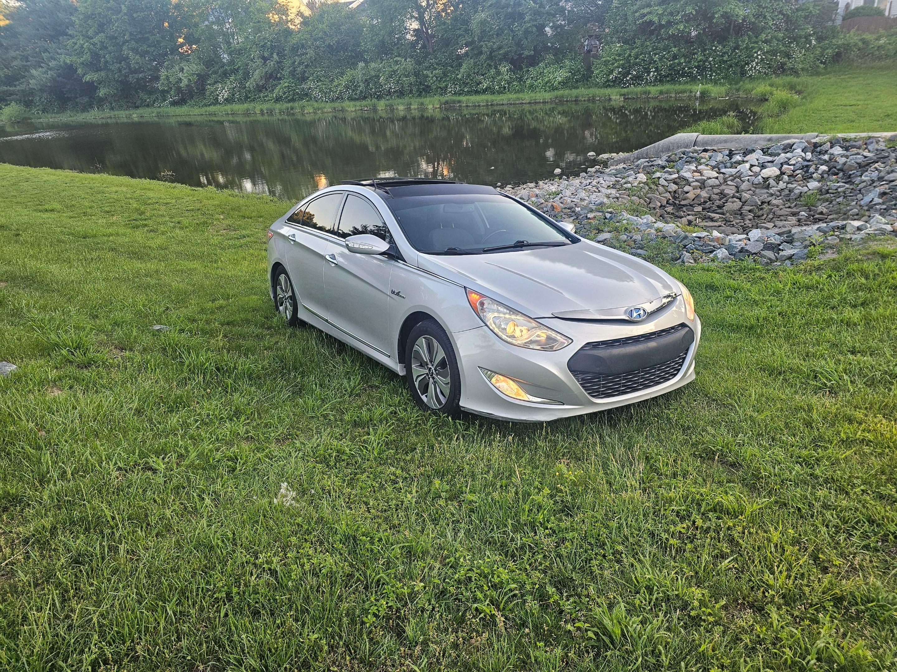 Hyundai Sonata Hybrid 2015 in Bear, DE
