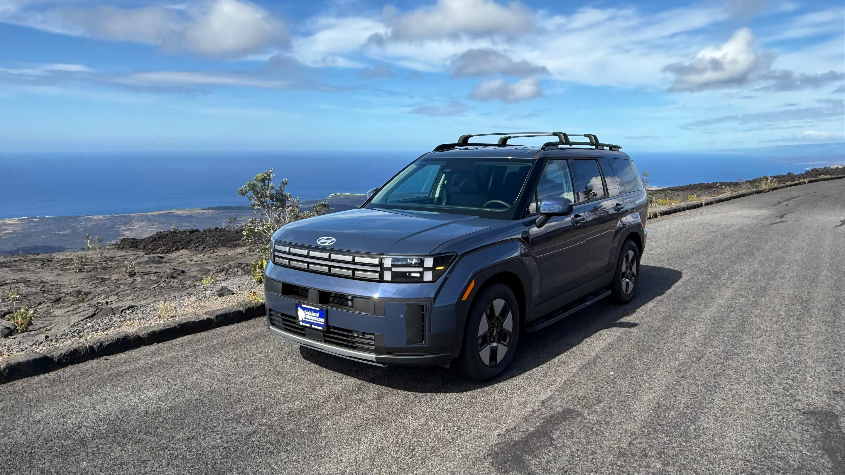 Hyundai Santa Fe Hybrid 2026 in Volcano, HI