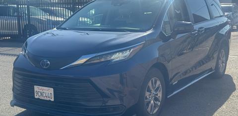 Toyota Sienna 2021