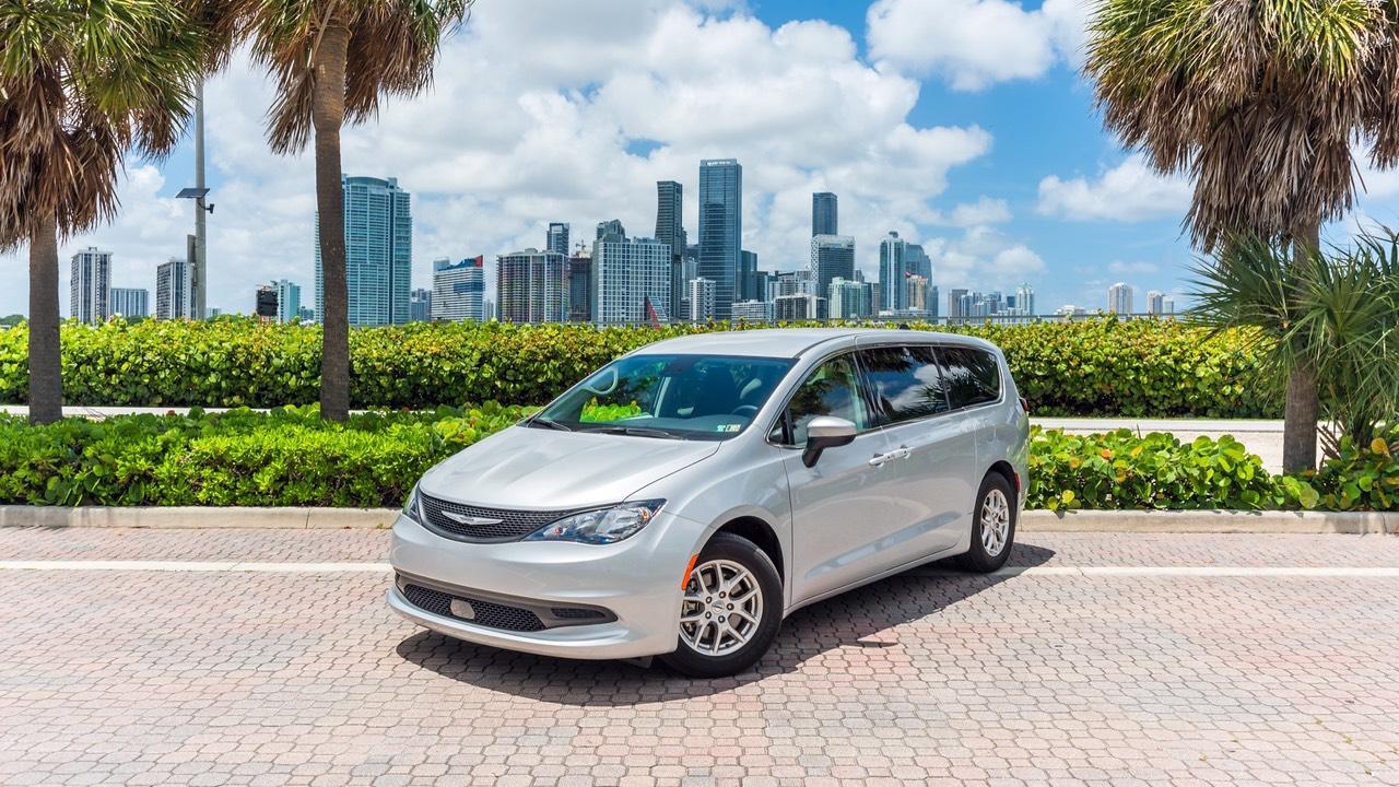 Chrysler Voyager 2023 in 