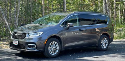 Chrysler Pacifica 2022
