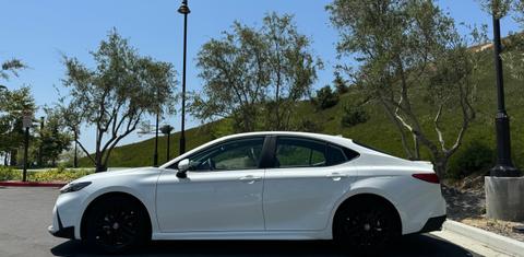 Toyota Camry Hybrid 2025