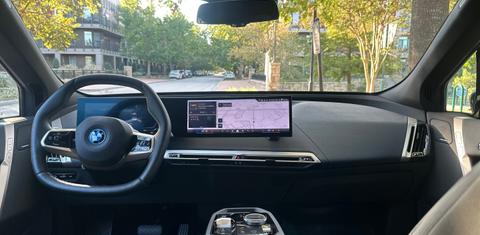BMW iX 2025