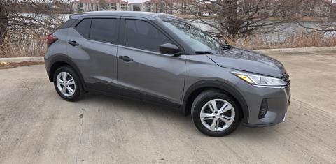 Nissan Kicks Play 2025