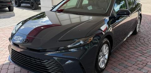 Toyota Camry Hybrid 2025